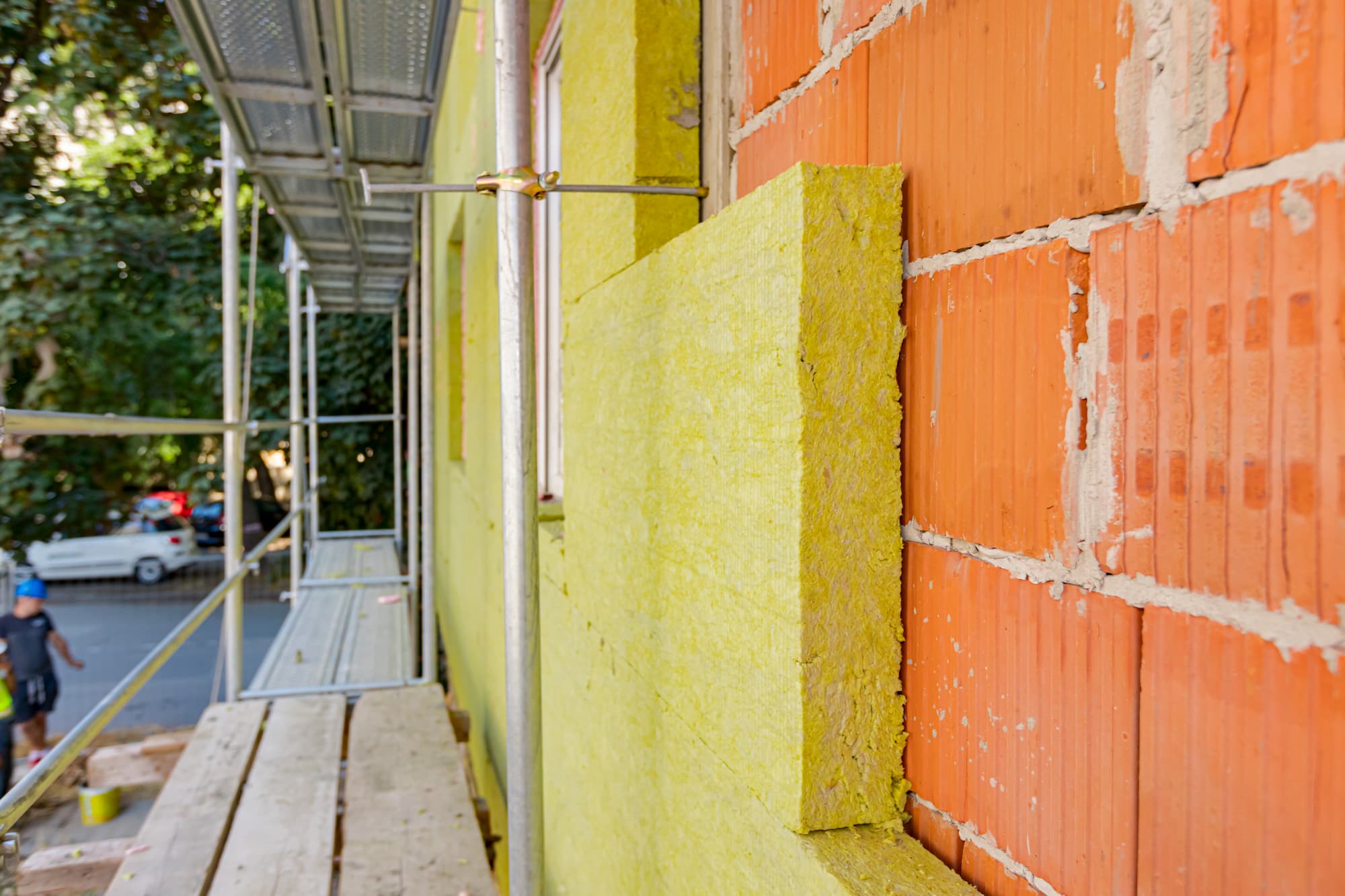 Quelle est la différence entre la laine de verre et la laine de roche pour une isolation extérieure ? Erstein